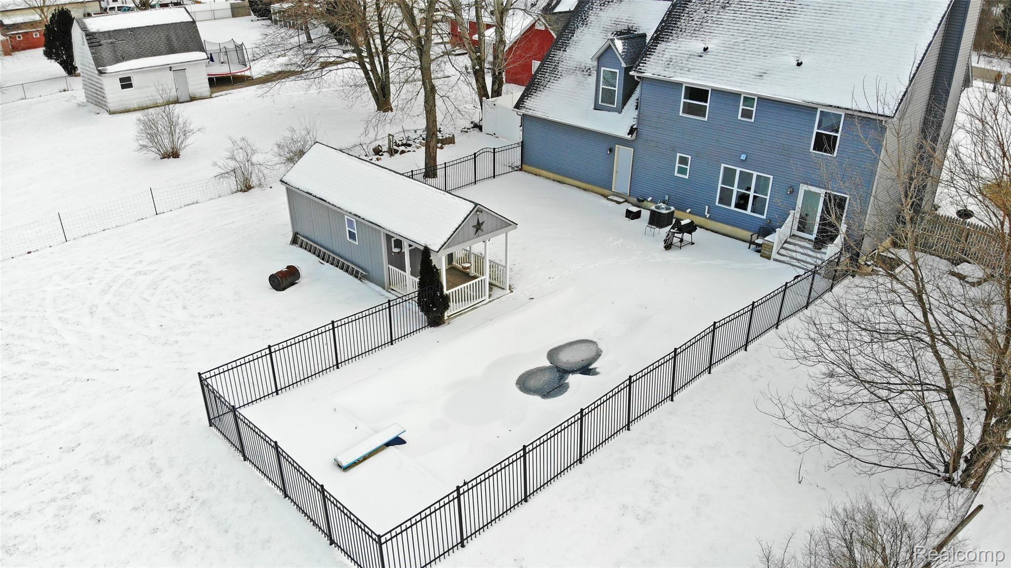 7393 East Carpenter Road Davison, MI 48423 - Photo 66 of 82 66) Aerial Pool.jpg