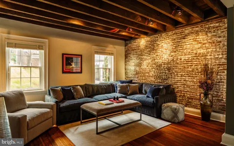 $2,295,000 | 2127 Delancey Place, Philadelphia, PA 19103