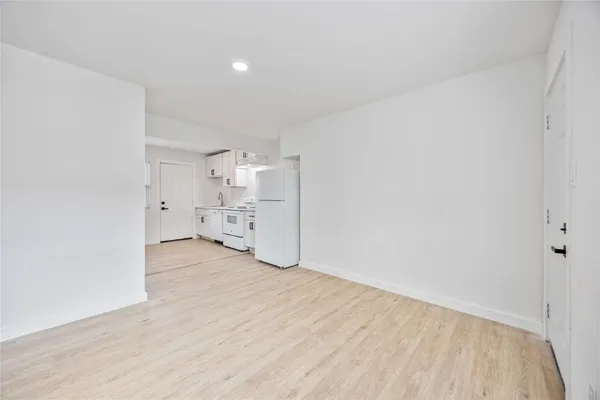 $999 | 6811 Del Rio Street, Unit 26, Houston, TX 77021