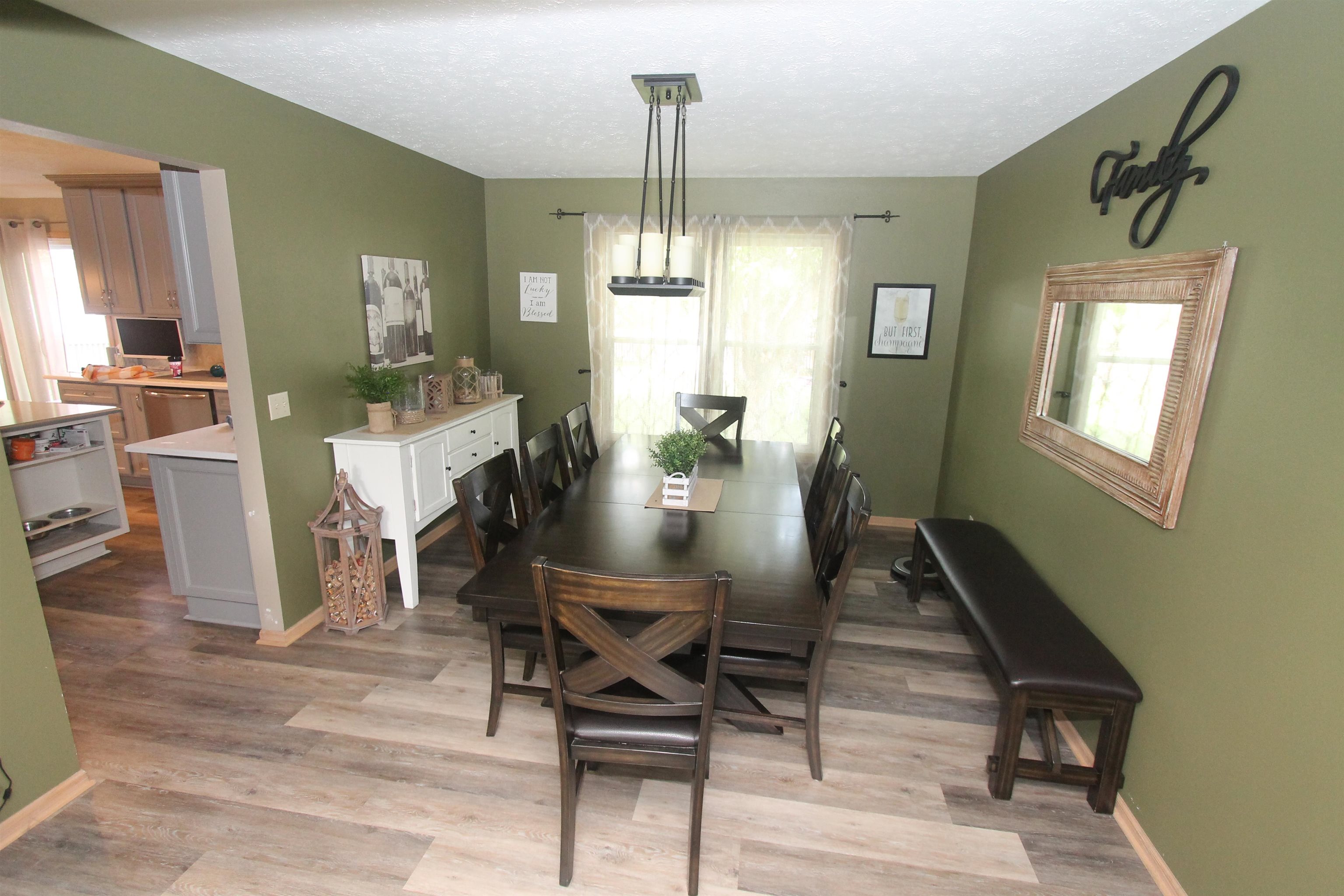 6448 Weaver Road Rockford, IL 61114 - Photo 9 of 29 Gallery Image 9