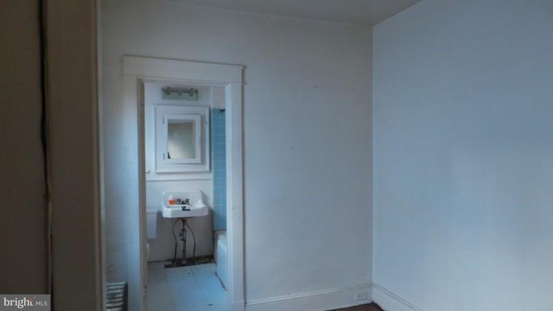 3315 Winterbourne Road Baltimore, MD 21216 - Photo 12 of 15 Interior (General)