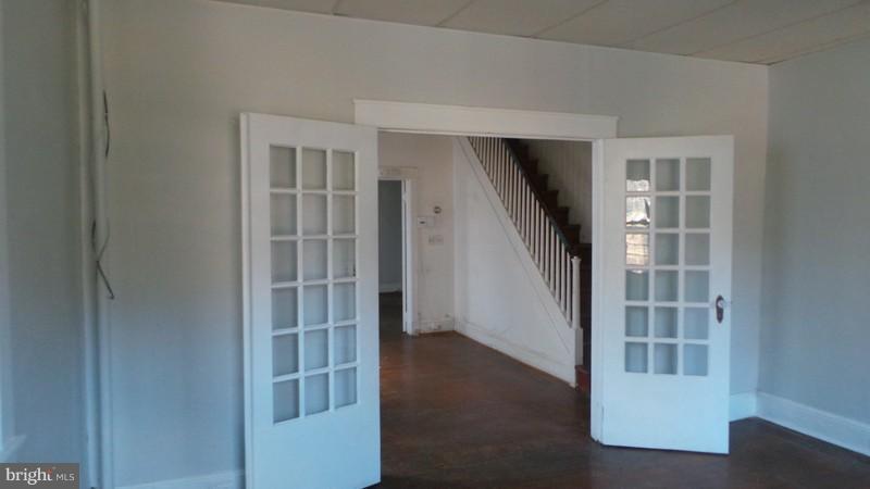 3315 Winterbourne Road Baltimore, MD 21216 - Photo 4 of 15 Interior (General)