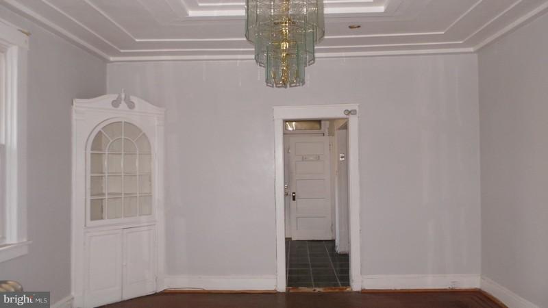 3315 Winterbourne Road Baltimore, MD 21216 - Photo 5 of 15 Interior (General)