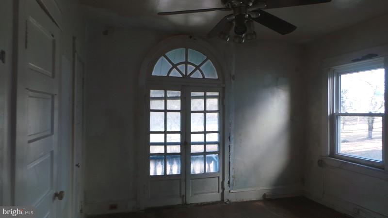 3315 Winterbourne Road Baltimore, MD 21216 - Photo 10 of 15 Interior (General)