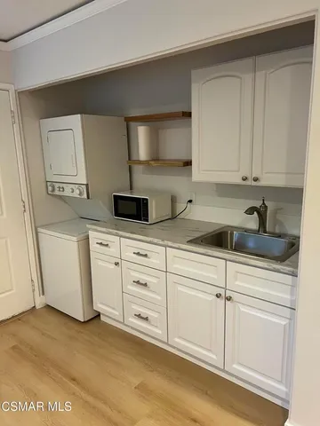 $2,000 | 1474 Calle Madreselva, Thousand Oaks, CA 91360