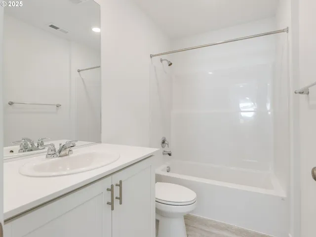 $449,995 | 5912 Northeast 120th Street, Vancouver, WA 98686