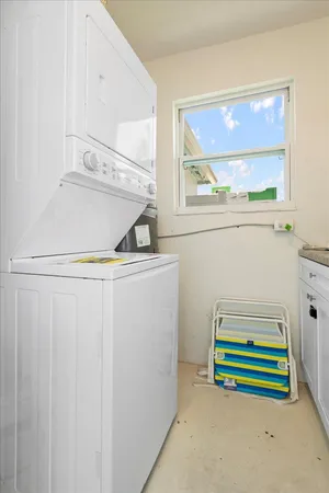 $3,750 | 2741 Parker Avenue, West Palm Beach, FL 33405