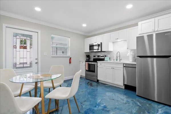 $3,750 | 2741 Parker Avenue, West Palm Beach, FL 33405