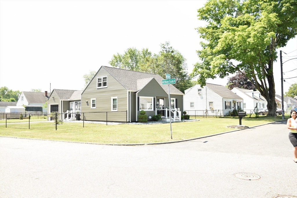 43 Barton Street Springfield, MA 01104 - Photo 21 of 25