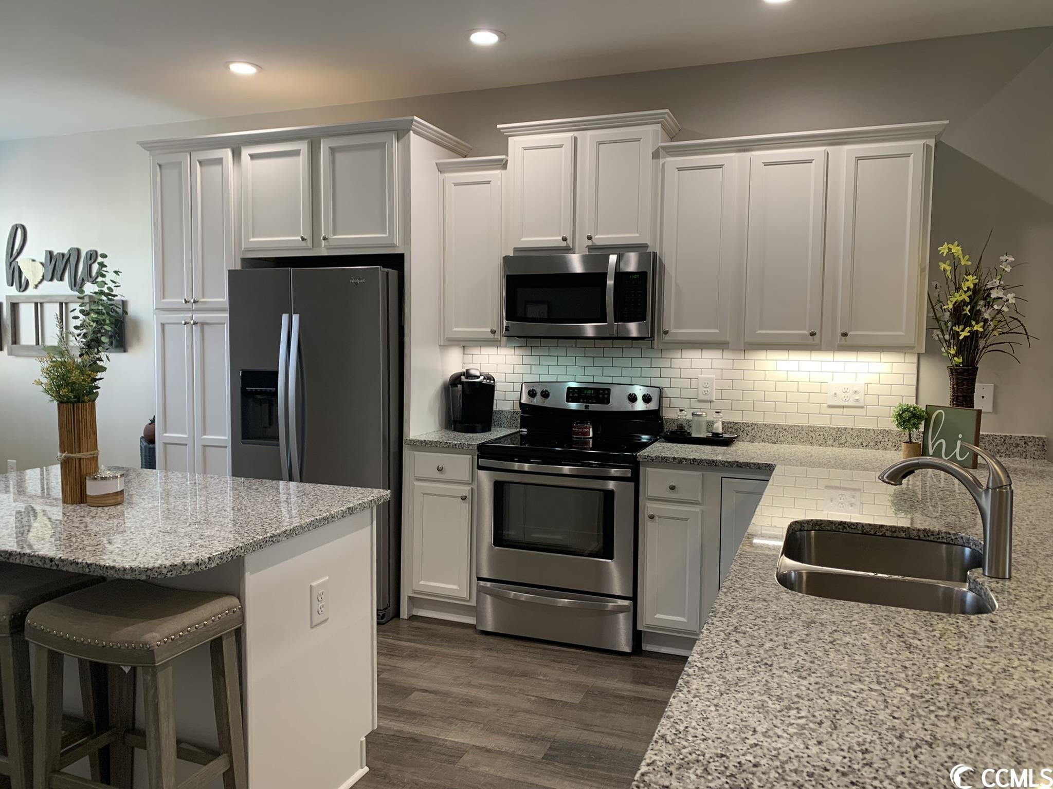 220 Machrie Loop, Unit D Myrtle Beach, SC 29588 - Photo 4 of 40 Gallery Image 4