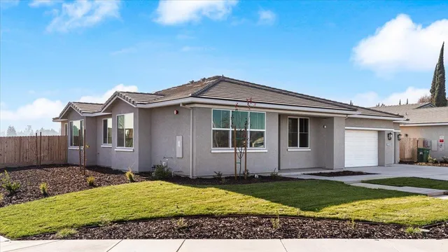 $813,500 | 2970 East Tuolumne Road, Turlock, CA 95382