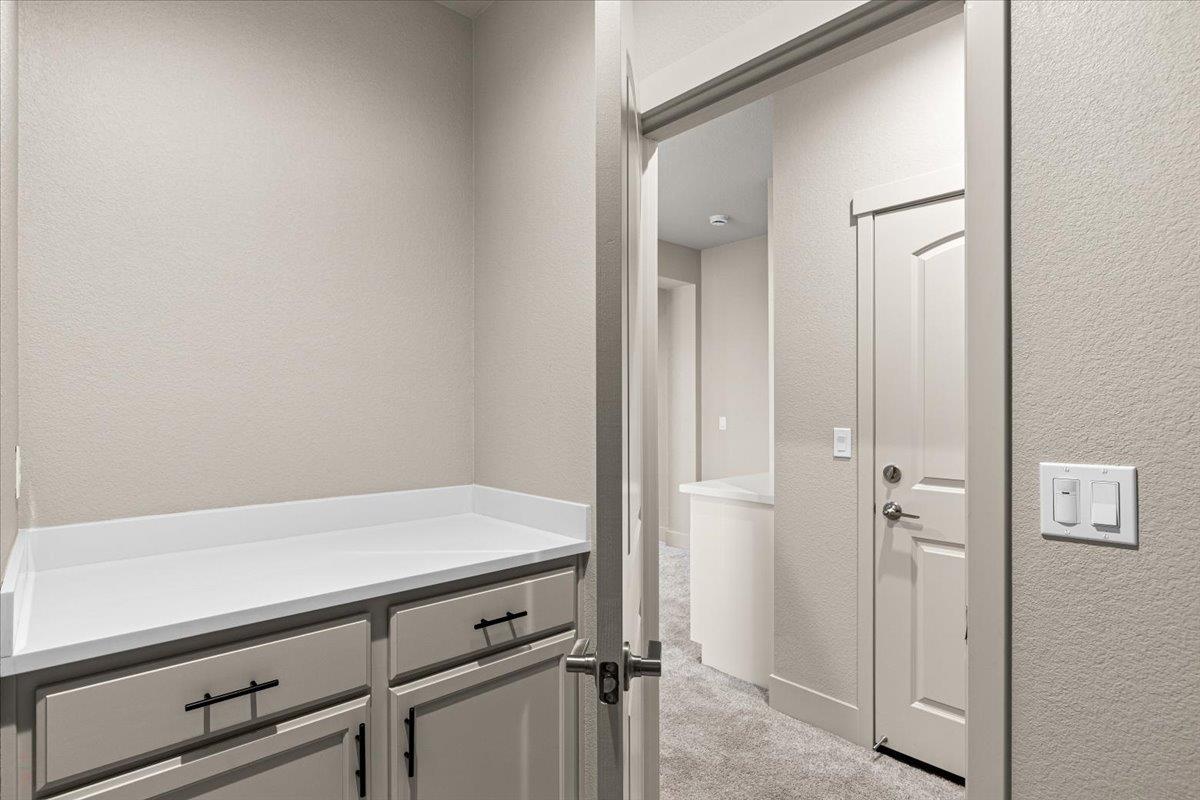 2970 East Tuolumne Road Turlock, CA 95382 - Photo 39 of 68 Laundry Room