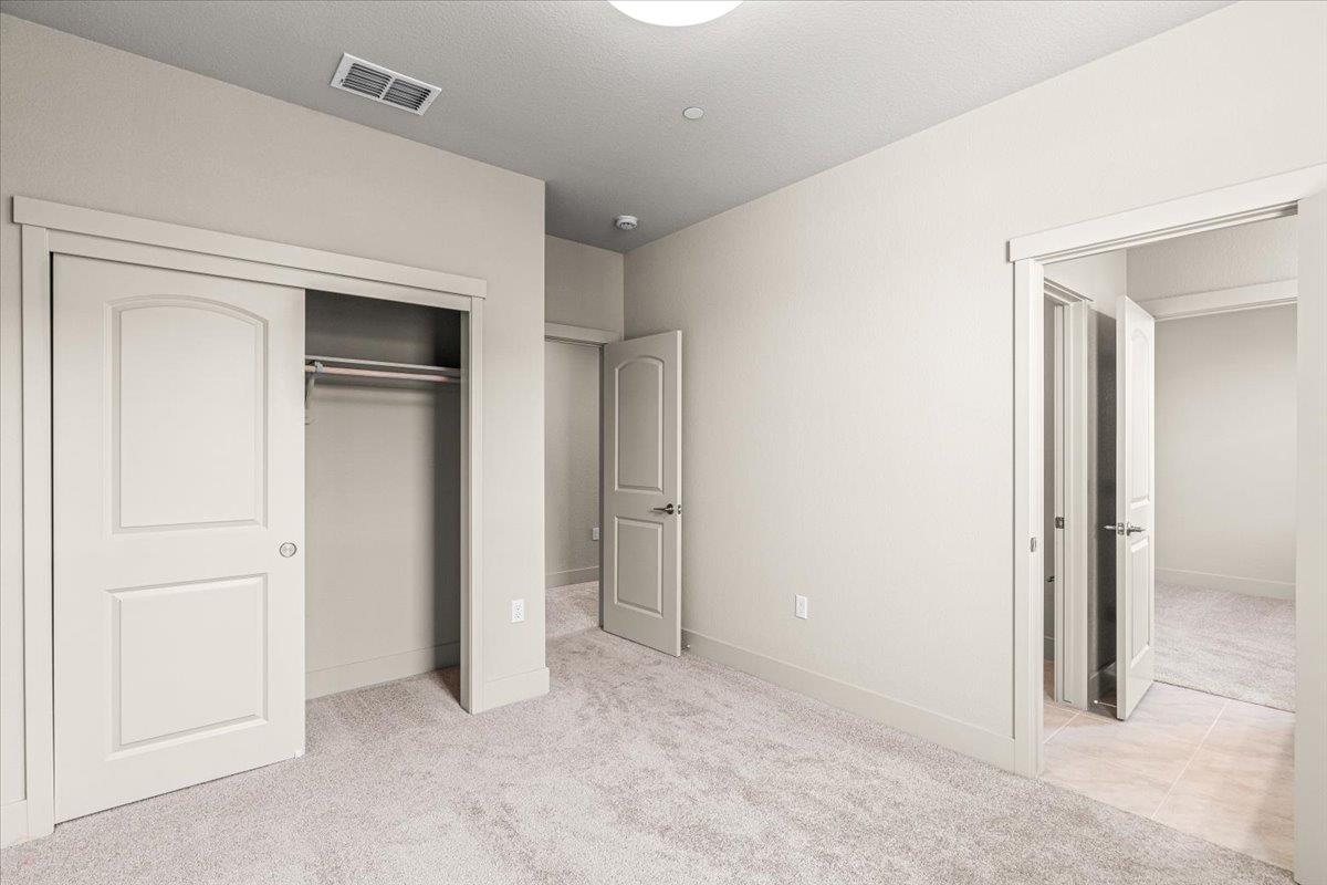 2970 East Tuolumne Road Turlock, CA 95382 - Photo 43 of 68 an empty room with closet