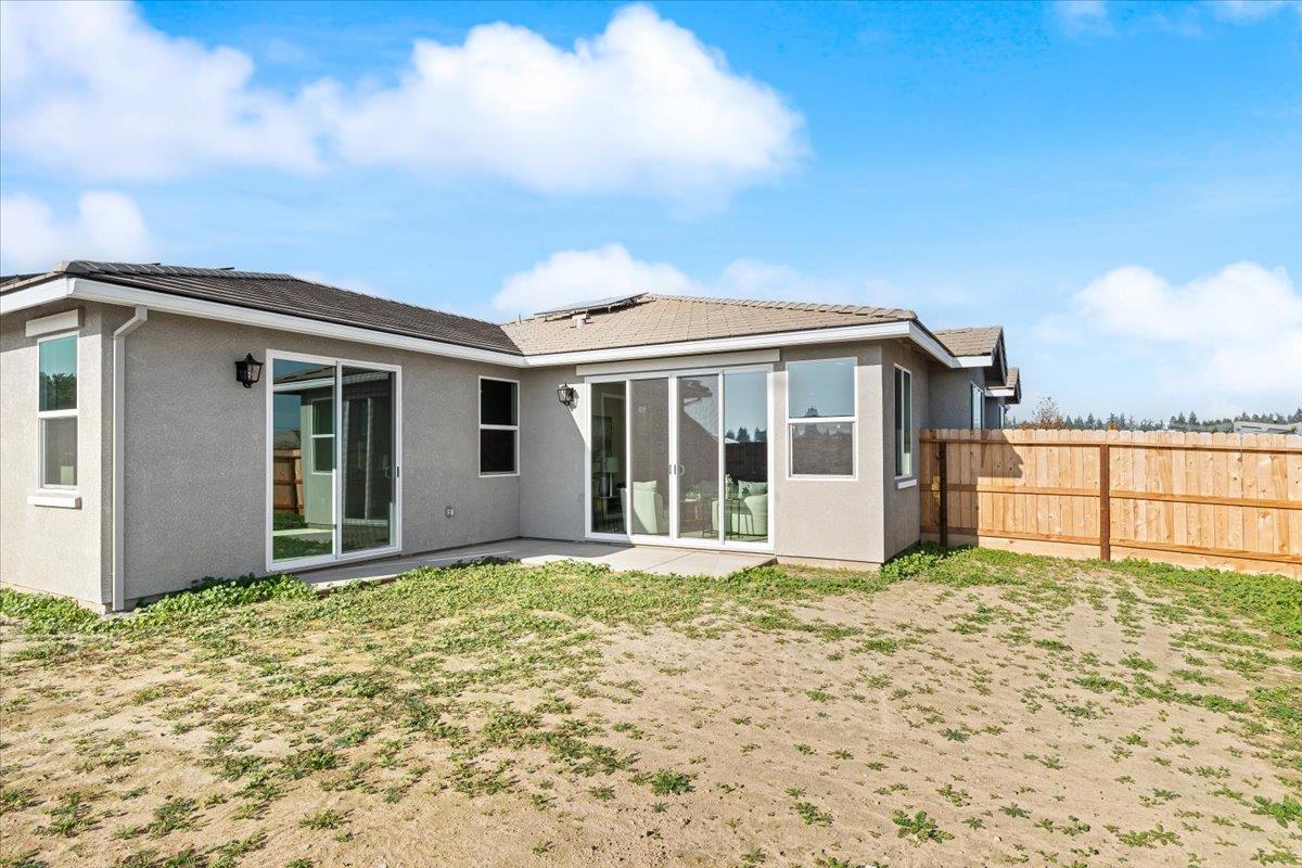 2970 East Tuolumne Road Turlock, CA 95382 - Photo 65 of 68 a view of a house with backyard