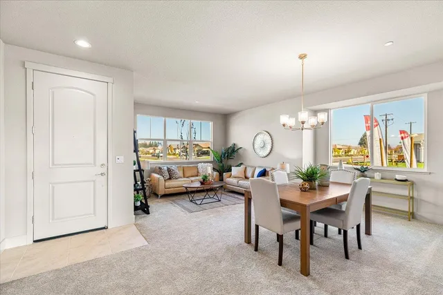 $813,500 | 2970 East Tuolumne Road, Turlock, CA 95382