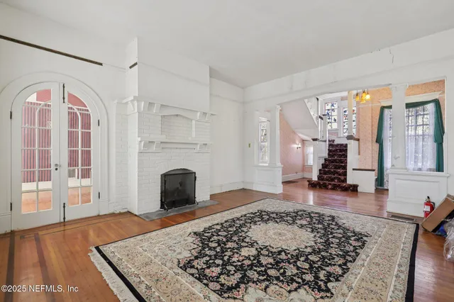 a view of an entryway with a window