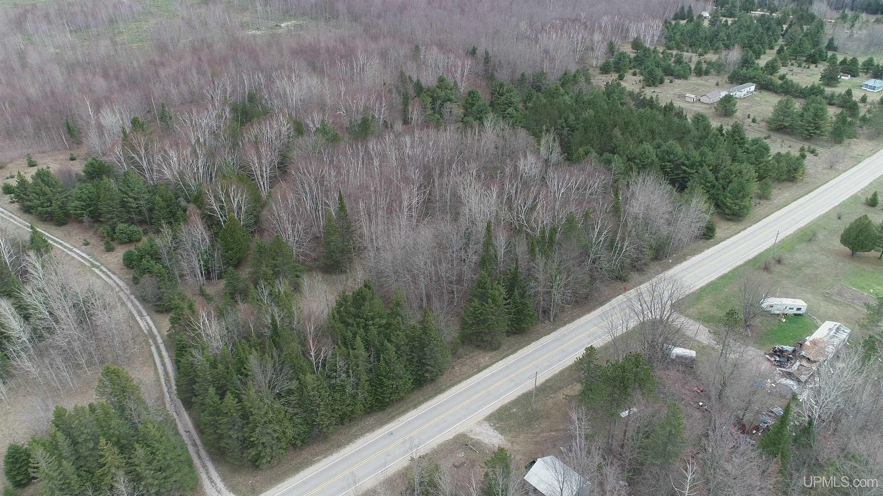 East 20 Quarry Road Gulliver, MI 49840 - Photo 23 of 47
