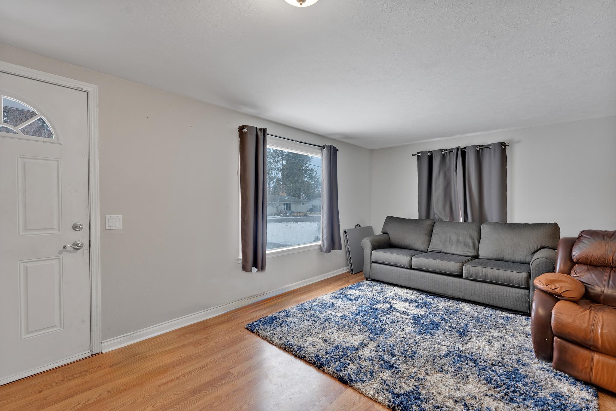 1623 South Blake Road Spokane Valley, WA 99216 - Photo 4 of 22 Gallery Image 4