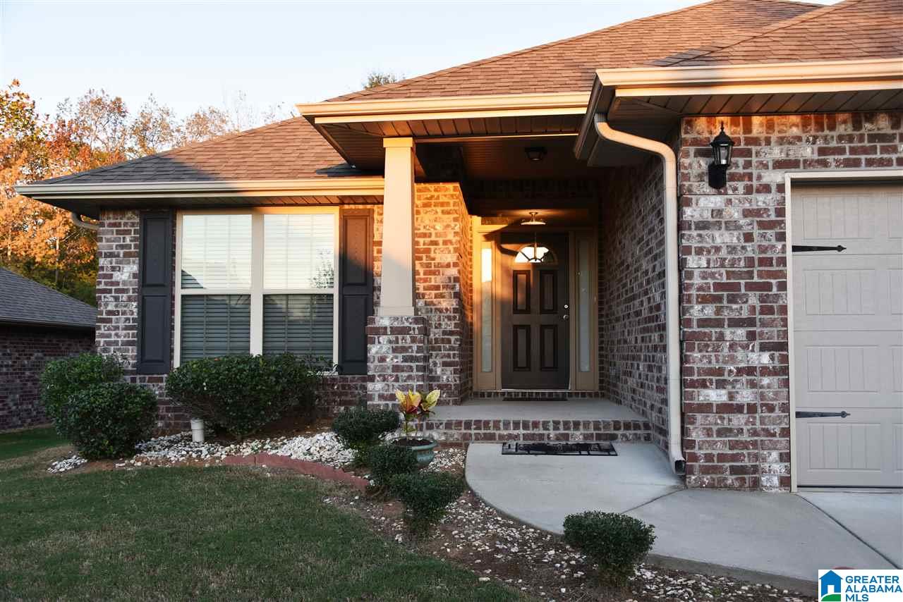 524 Green Meadows Trail Alabaster, AL 35114 - Photo 2 of 24