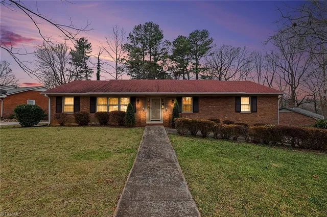 $325,000 | 3771 Tangle Lane, Winston-Salem, NC 27106