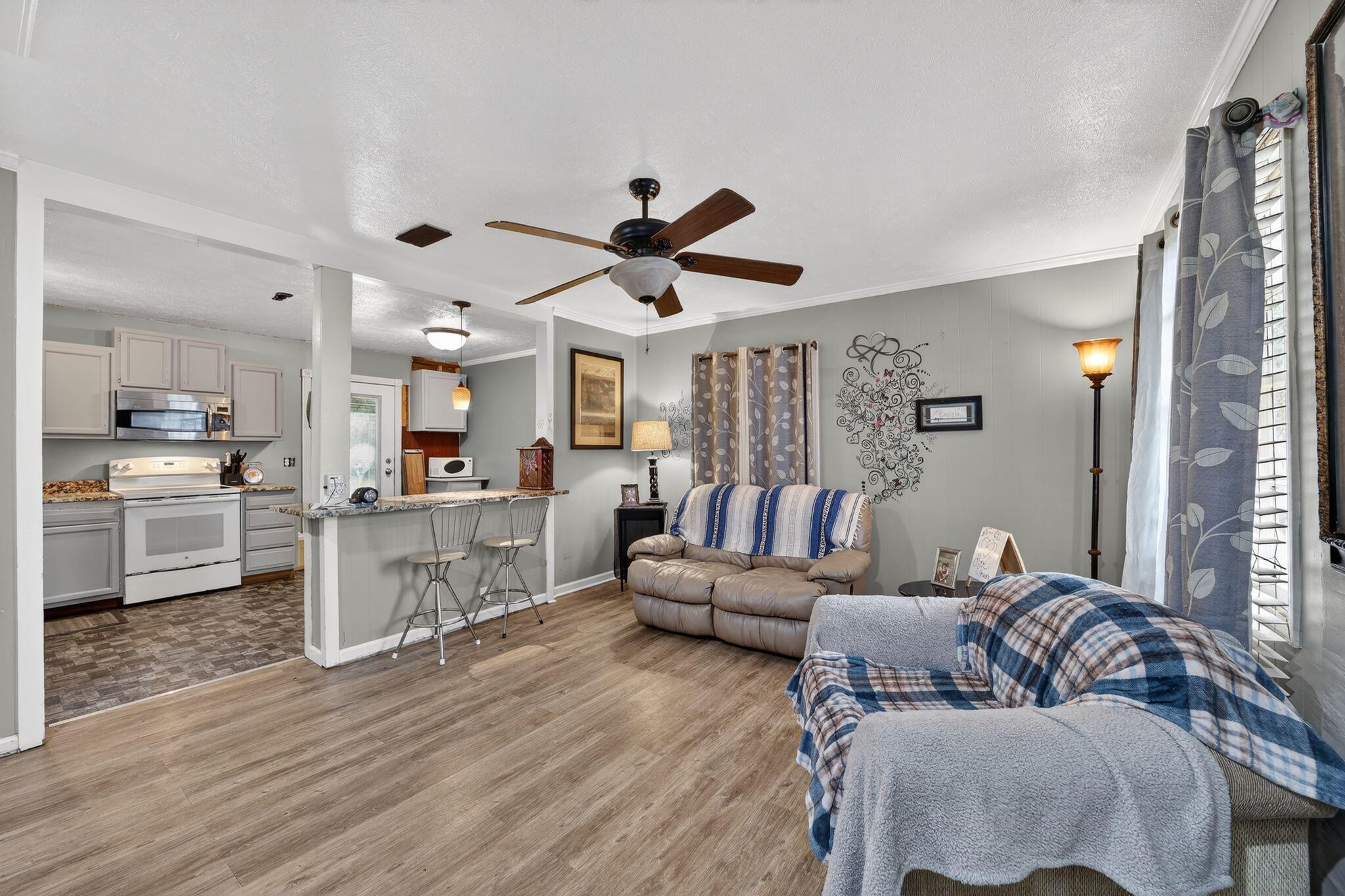 8345 Highway 917 Nichols, SC 29581 - Photo 12 of 27
