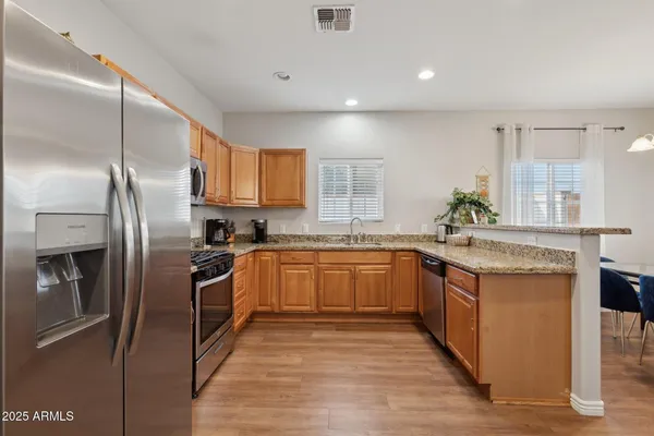 $2,700 | 2012 North 23rd Street, Phoenix, AZ 85006