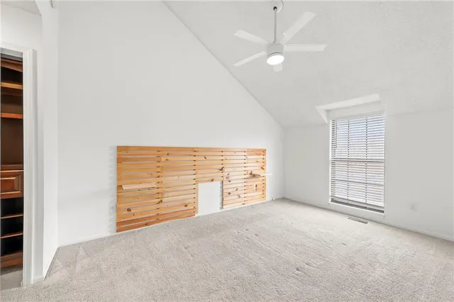 $230,000 | 6010 North Bellefontaine Avenue, Gladstone, MO 64119