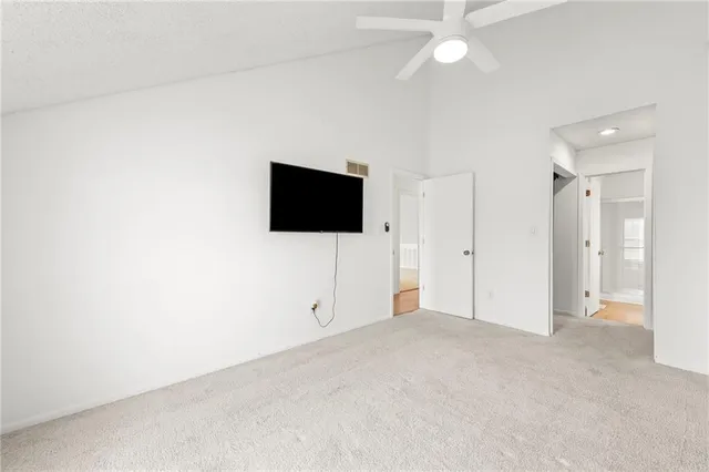 $230,000 | 6010 North Bellefontaine Avenue, Gladstone, MO 64119