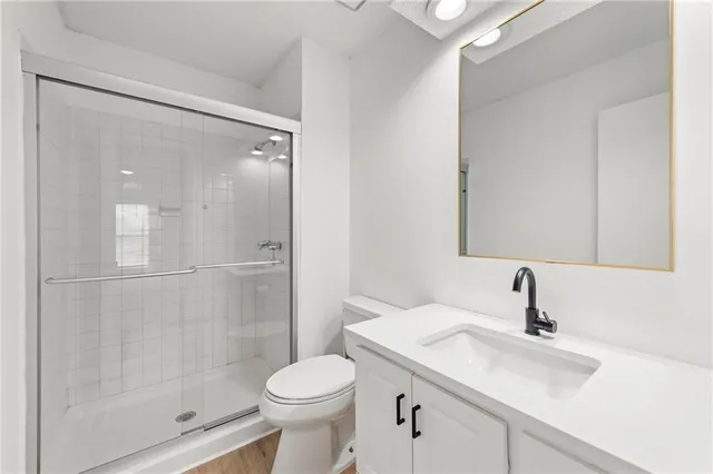 $230,000 | 6010 North Bellefontaine Avenue, Gladstone, MO 64119