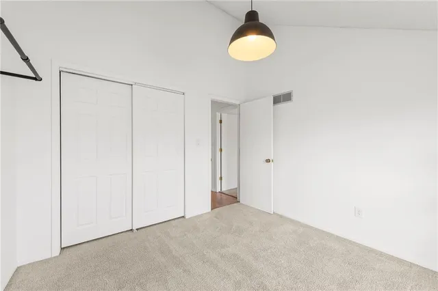 $230,000 | 6010 North Bellefontaine Avenue, Gladstone, MO 64119