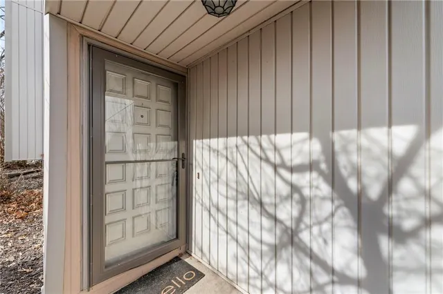 $230,000 | 6010 North Bellefontaine Avenue, Gladstone, MO 64119