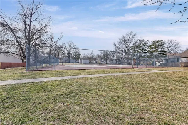 $230,000 | 6010 North Bellefontaine Avenue, Gladstone, MO 64119