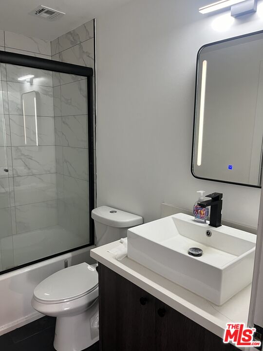 246 North Dillon Street, Unit 246 Los Angeles, CA 90026 - Photo 10 of 24