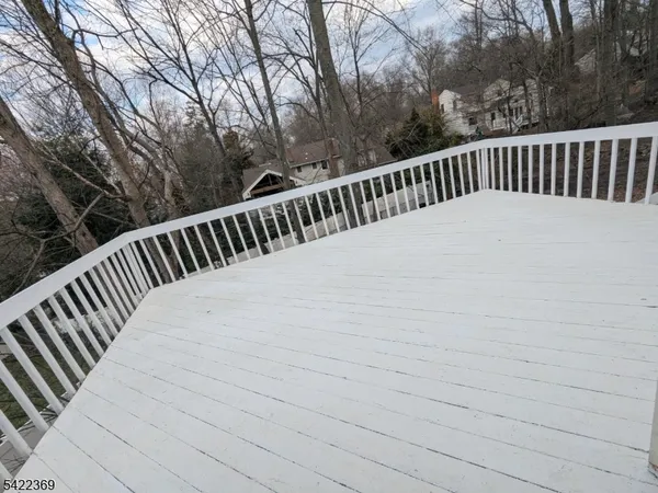 $799,000 | 18 Mountainside Drive, Wayne, NJ 07470