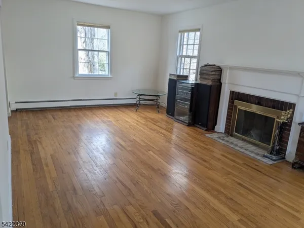 $799,000 | 18 Mountainside Drive, Wayne, NJ 07470