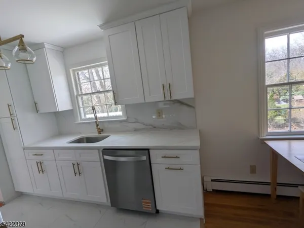 $799,000 | 18 Mountainside Drive, Wayne, NJ 07470