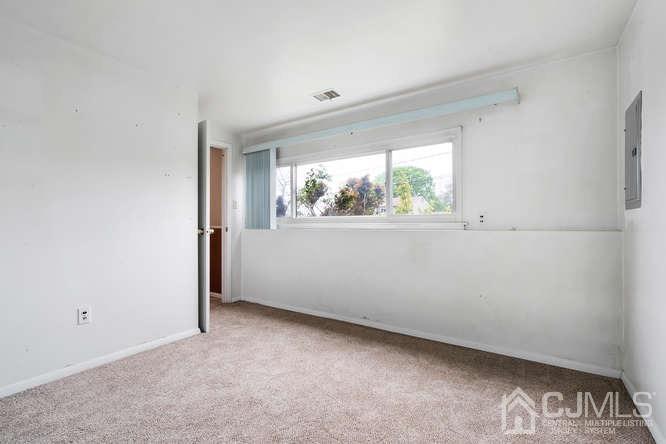 31 Montrose Road Somerset, NJ 08873 - Photo 20 of 31 Gallery Image 20