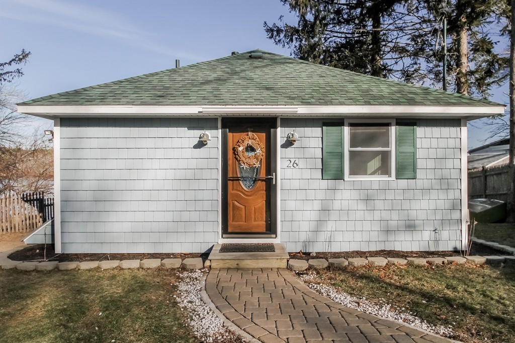 26 Knight's Point Road Plymouth, MA 02360 - Photo 1 of 12 Gallery Image 1