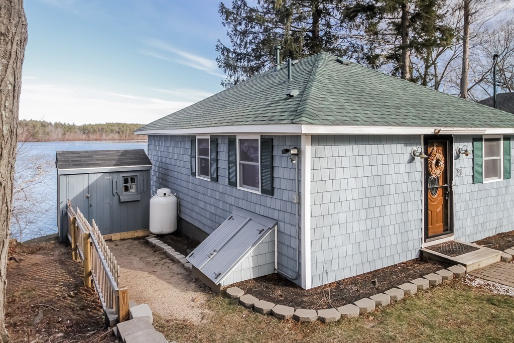 26 Knight's Point Road Plymouth, MA 02360 - Photo 8 of 12 Gallery Image 8