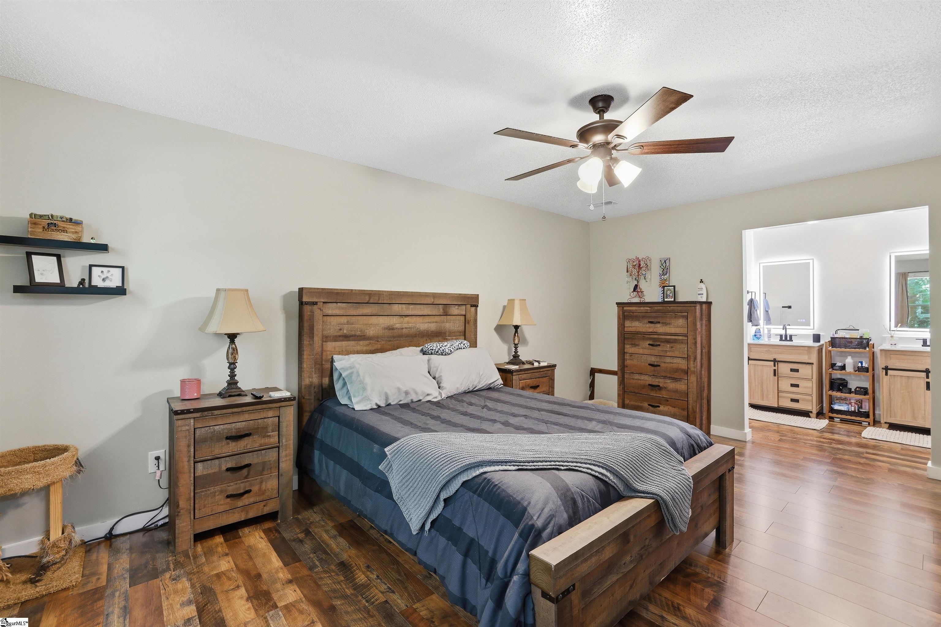 127 Robinwood Lane Pelzer, SC 29669 - Photo 24 of 44