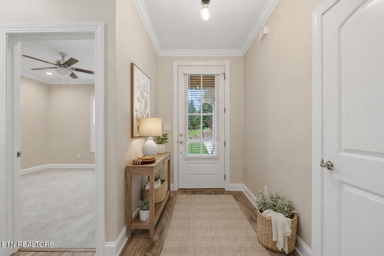 104 Inola Place Loudon, TN 37774 - Photo 4 of 49 Virtual Staging Foyer