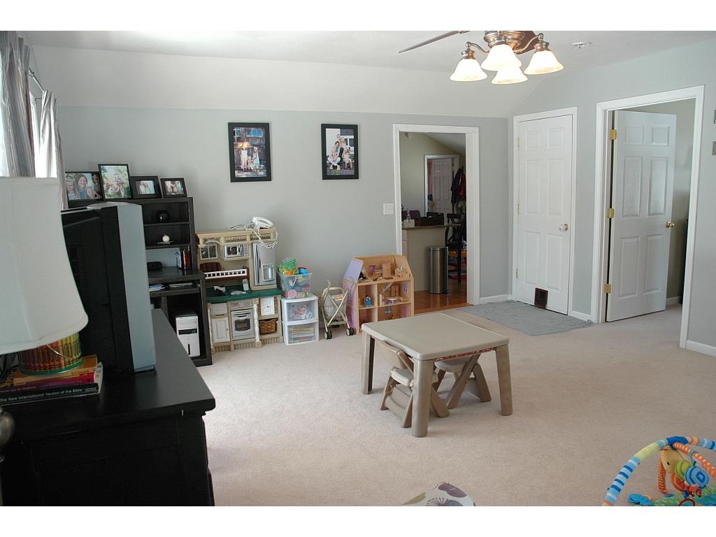 6 Pickpocket Road Exeter, NH 03833 - Photo 18 of 23