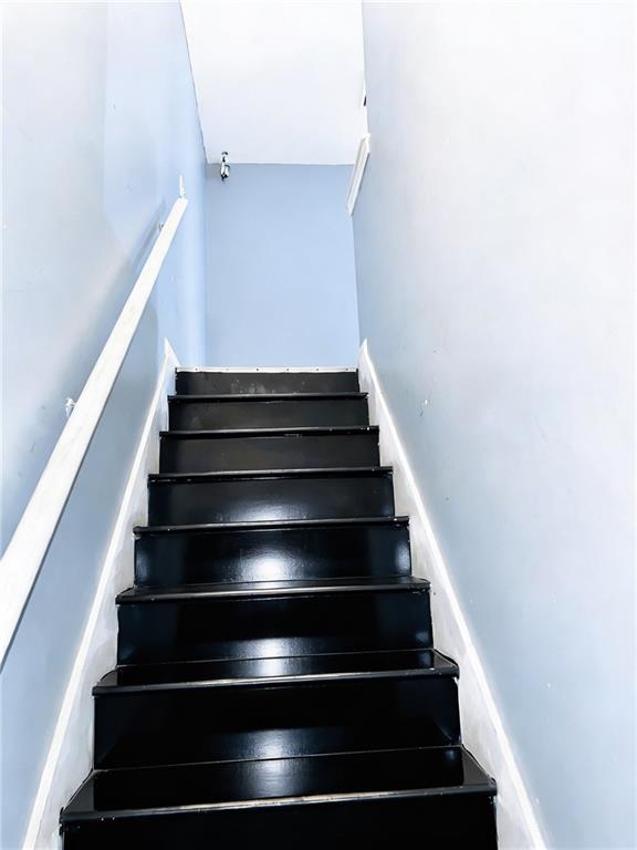 478 Sunset Avenue Northwest Atlanta, GA 30318 - Photo 11 of 28