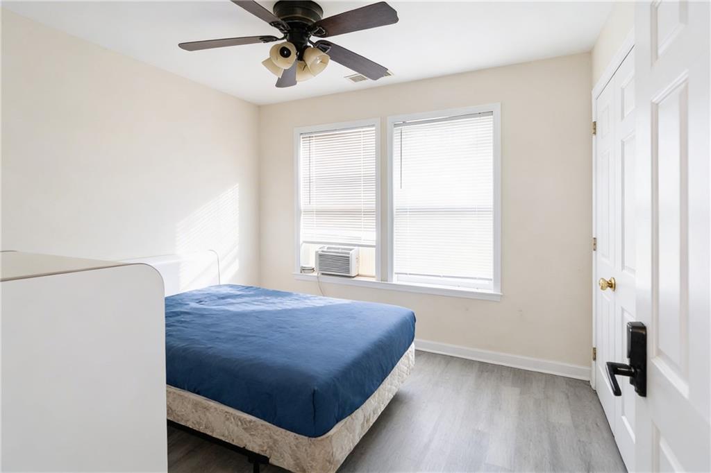 478 Sunset Avenue Northwest Atlanta, GA 30318 - Photo 15 of 28