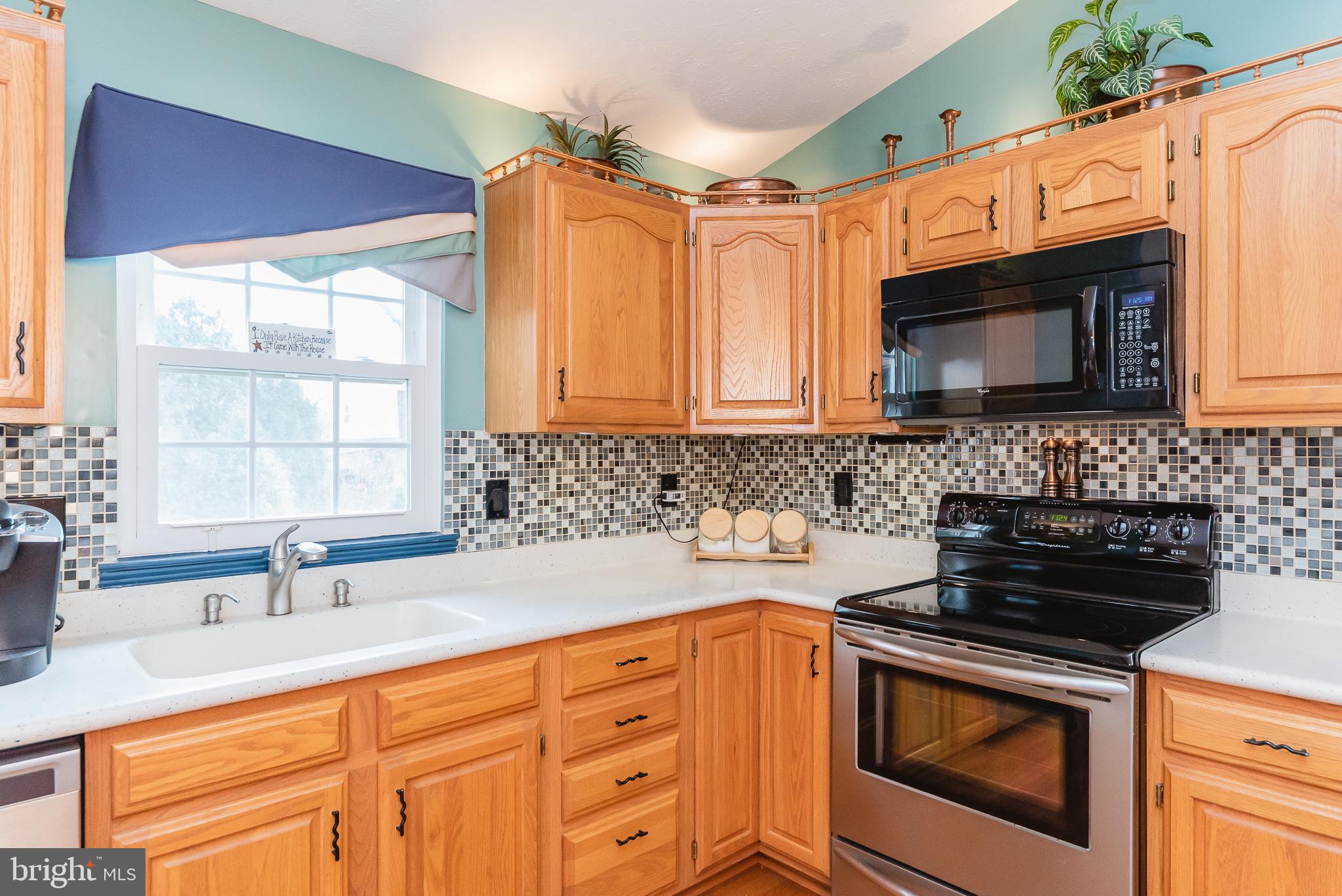 9105 Sunset Ridge Road Randallstown, MD 21133 - Photo 12 of 49 Kitchen