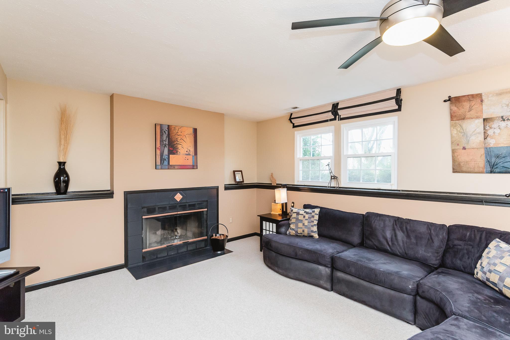 9105 Sunset Ridge Road Randallstown, MD 21133 - Photo 32 of 49 Family Room