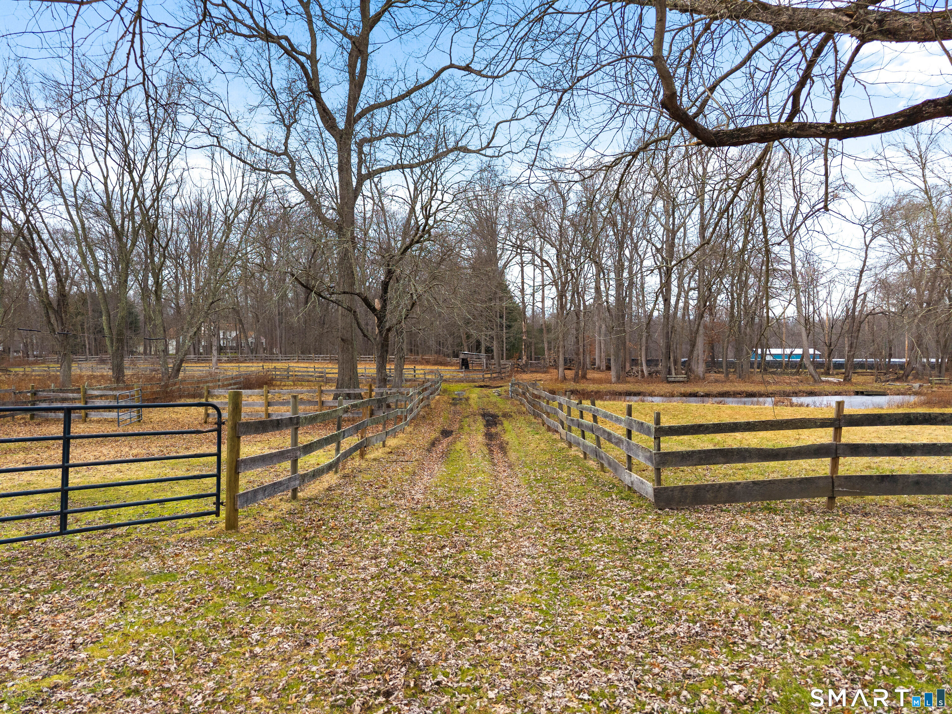 461 Green Hill Road Madison, CT 06443 - Photo 13 of 37