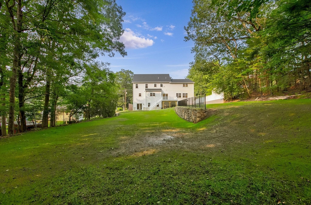 29 Beaverbrook Road Burlington, MA 01803 - Photo 42 of 42 a view of a house with a yard