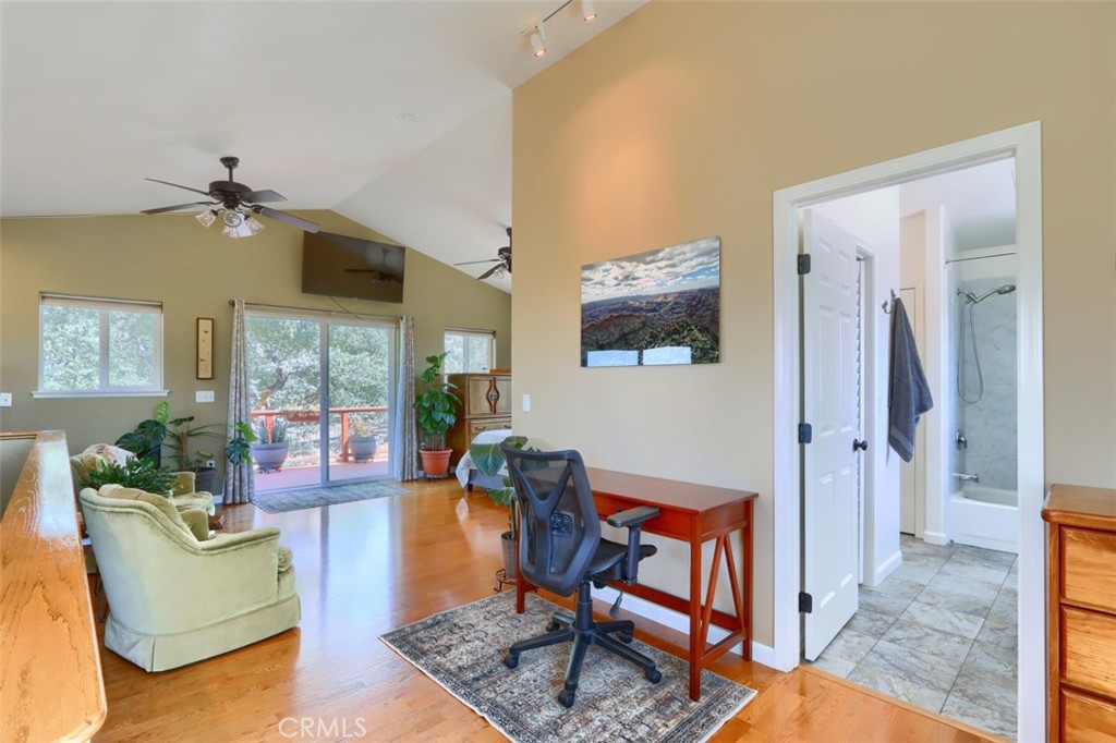 6097 Sherlock Road Midpines, CA 95345 - Photo 26 of 63 Upstairs primary suite