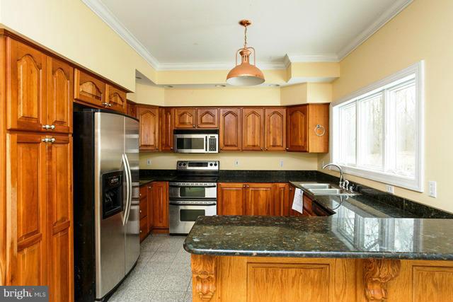 3719 Ady Road Street, MD 21154 - Photo 18 of 25 Interior (General)